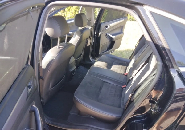Ford Mondeo cena 15900 przebieg: 356000, rok produkcji 2011 z Dębno małe 326